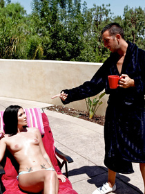 Juicy brunette is sunbathing being naked and masturbating next to the pool. She is also letting her lover fuck her and feed her with cum.